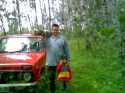 поехали за земляникой,а попутно и дровишек прихватили